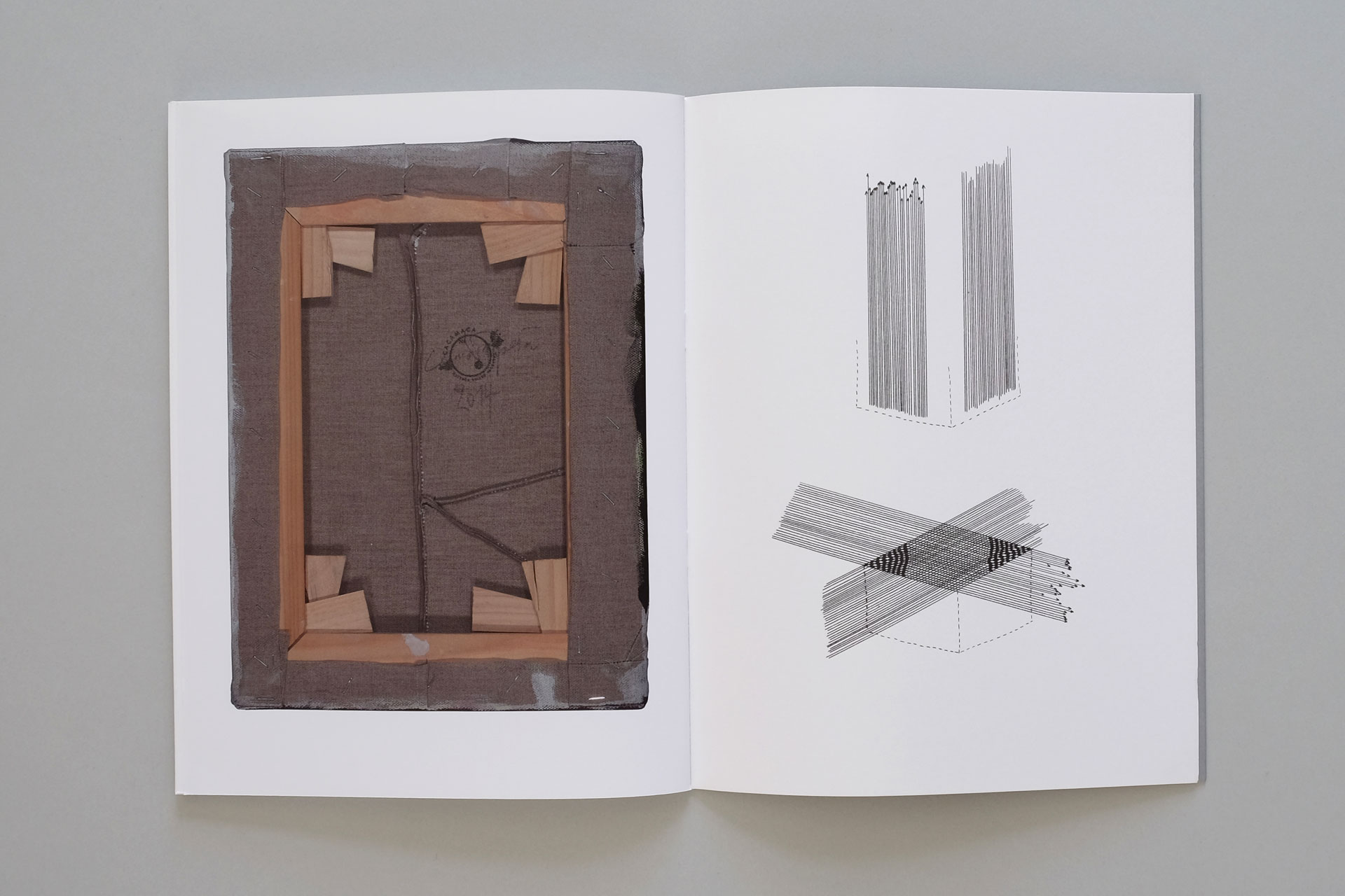 Foto einer Doppelseite des Künstlerbuchs für Casandra Popescu mit Motiven der Künstlerin